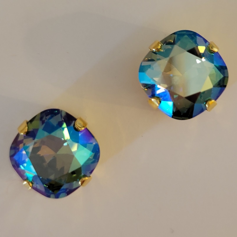 Austrian Crystal Post Earrings in Gold - Picture 10 of 10